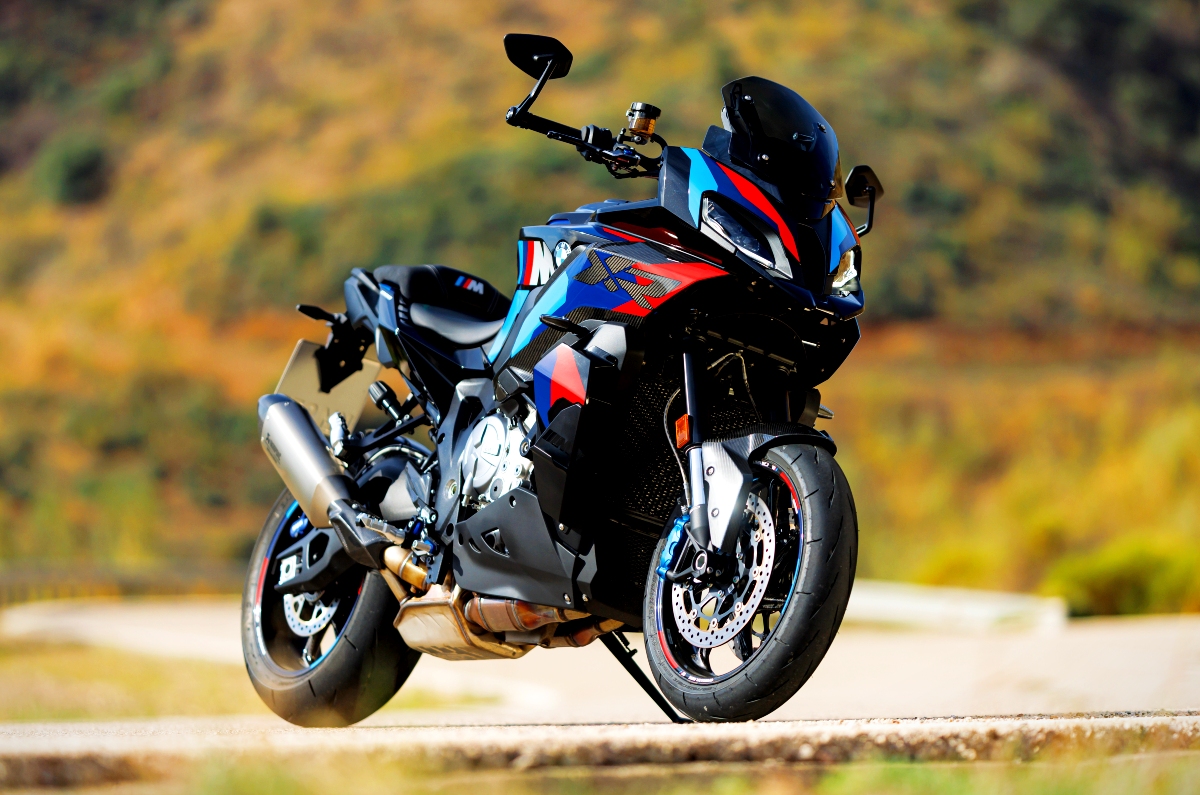 BMW M 1000 XR launched at Rs 45 lakh