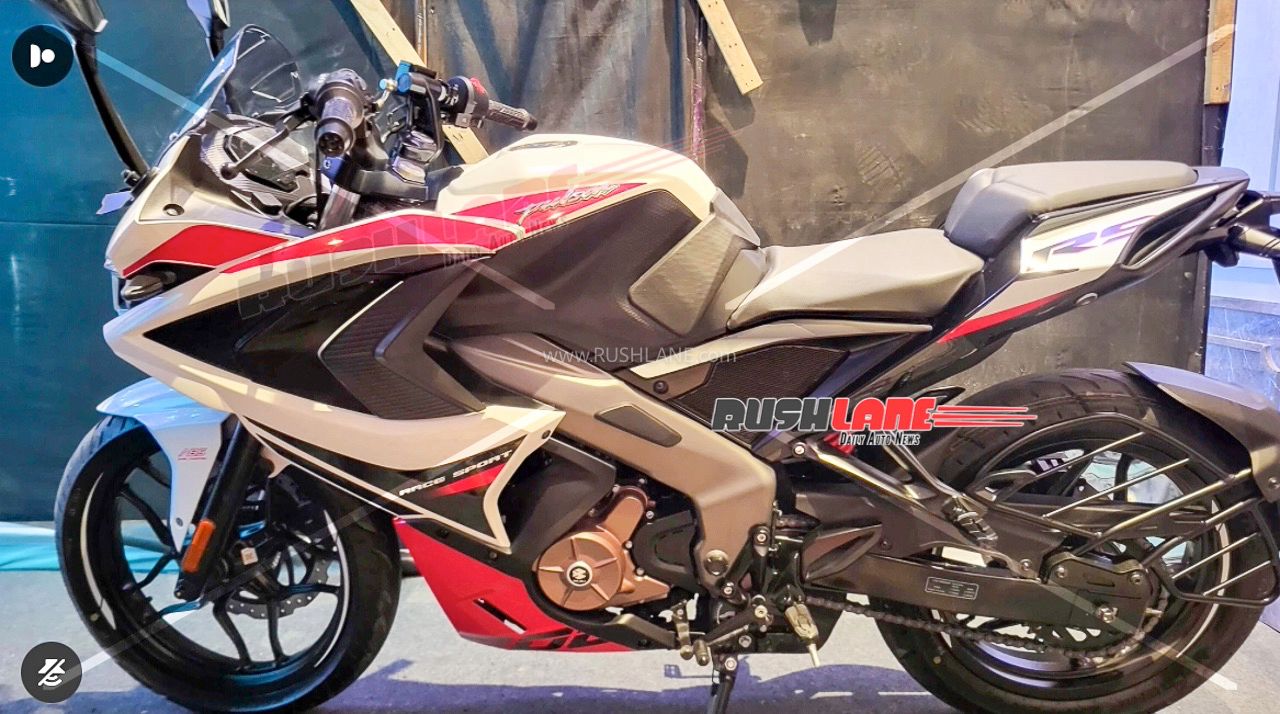 2025 Bajaj Pulsar RS200 New Colour Fully Undisguised – First Walkaround