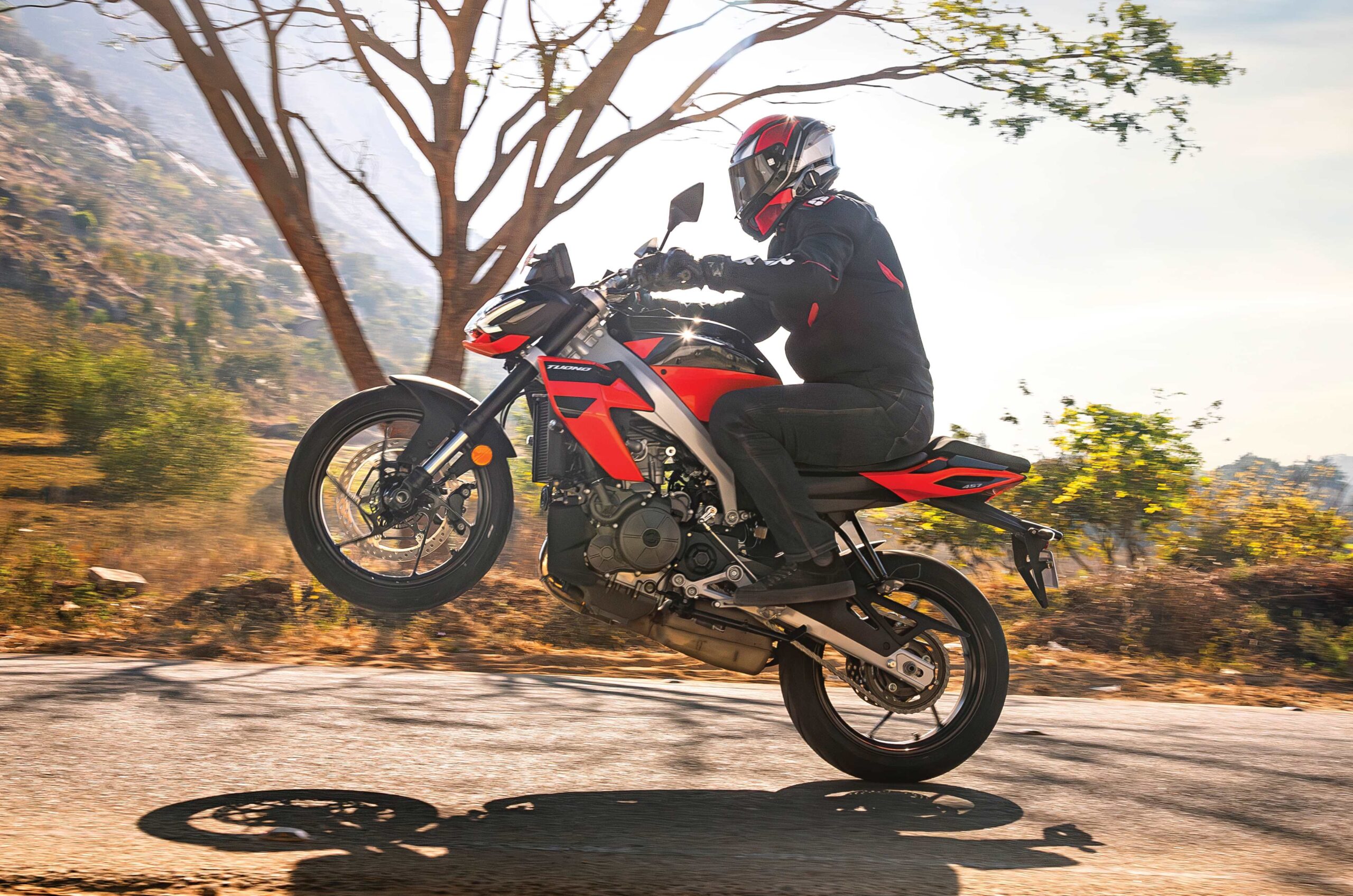 Aprilia Tuono 457 review: All the thunder you need