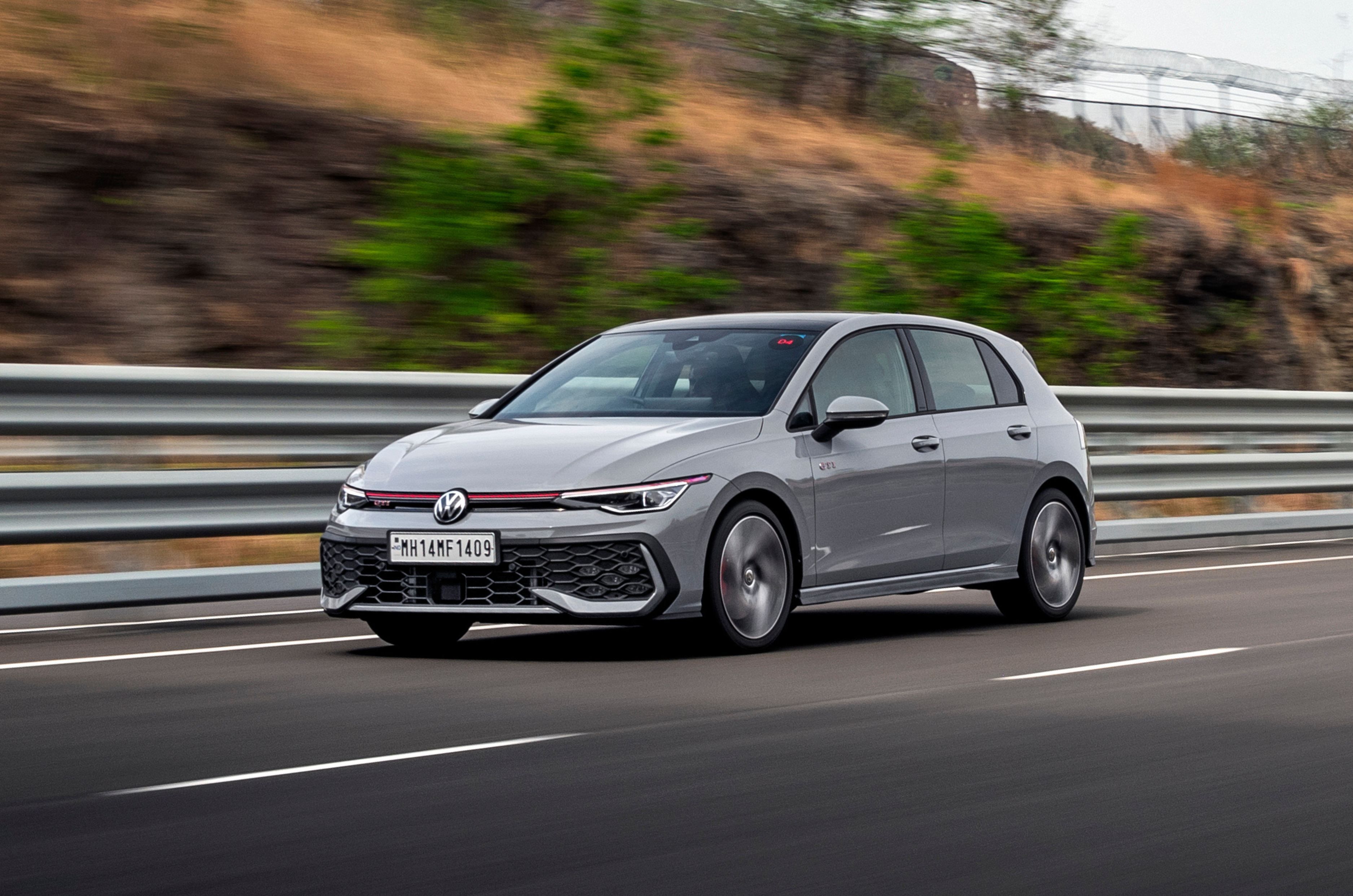 Volkswagen Golf GTI front quarter