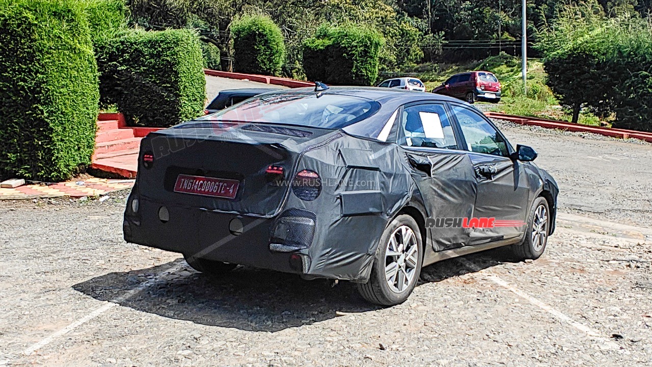 2026 Hyundai Verna Facelift Spied Testing For The First Time – What’s New?