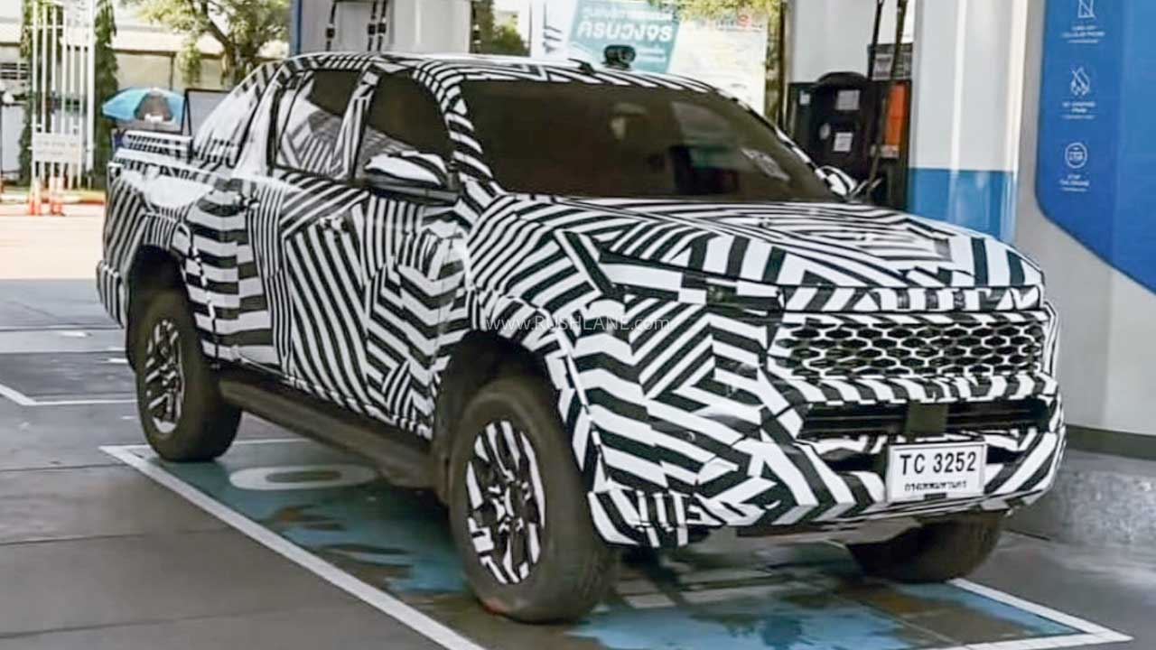 2026 Toyota Hilux Spied At Fuel Station Ahead Of Launch