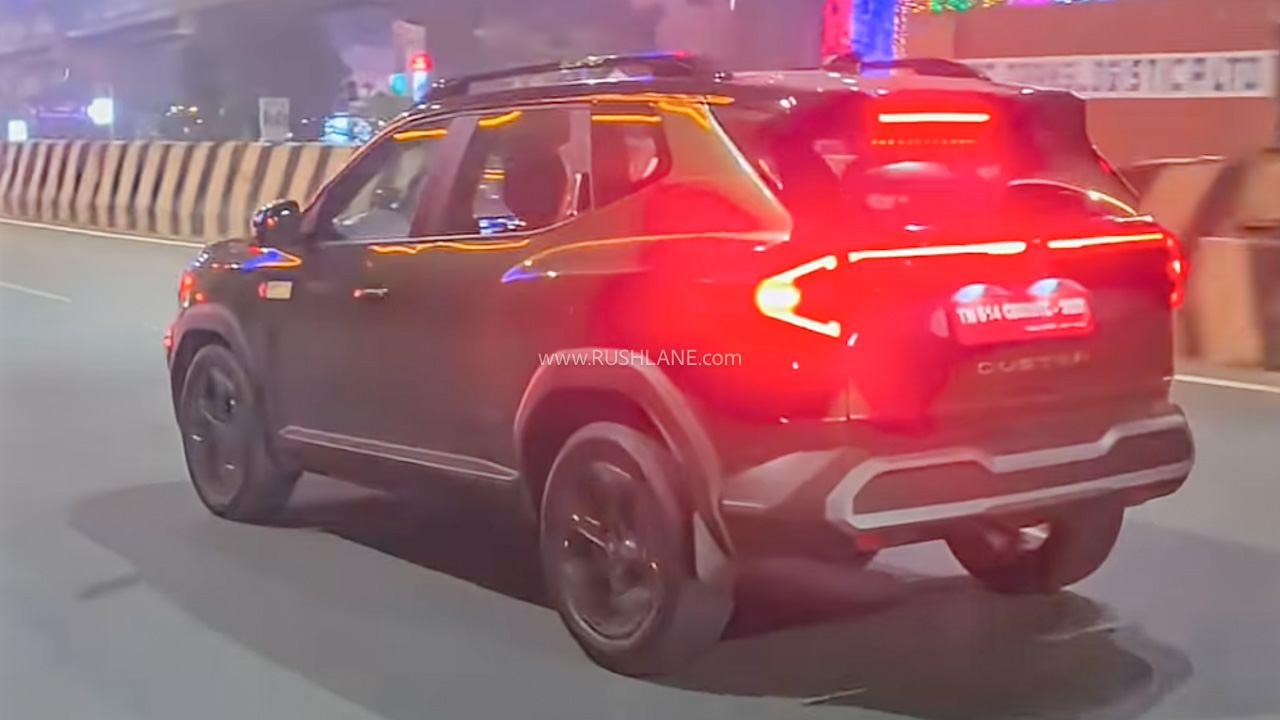 Renault Duster Spied Undisguised Before Launch – Shows Road Presence